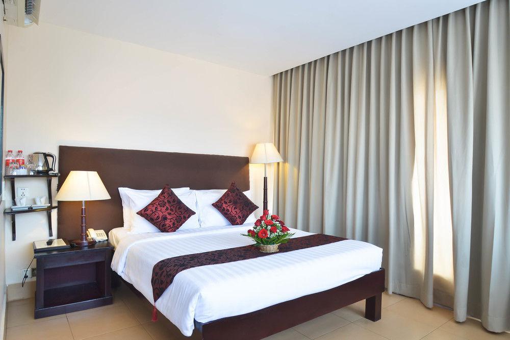 Feeling Home Hotel Phnom Penh Exterior foto